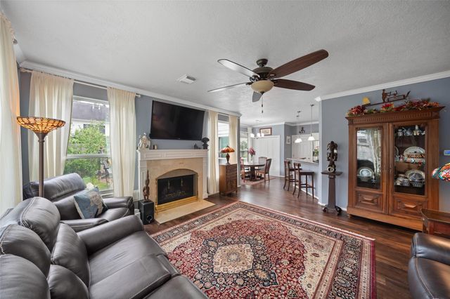 16303 Avenplace Road, Tomball, TX 77377