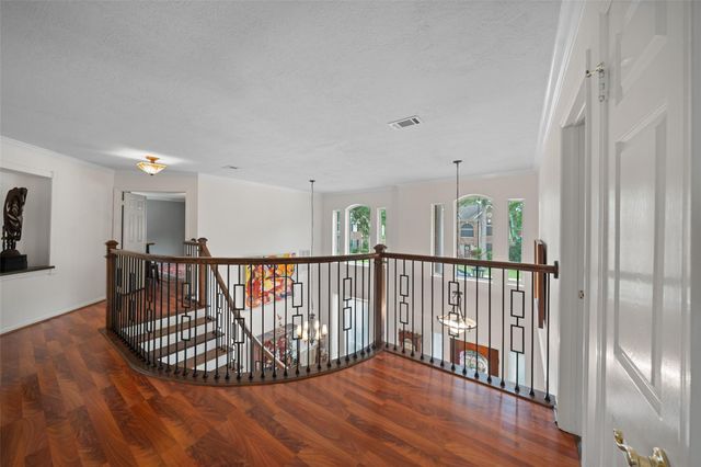 16303 Avenplace Road, Tomball, TX 77377