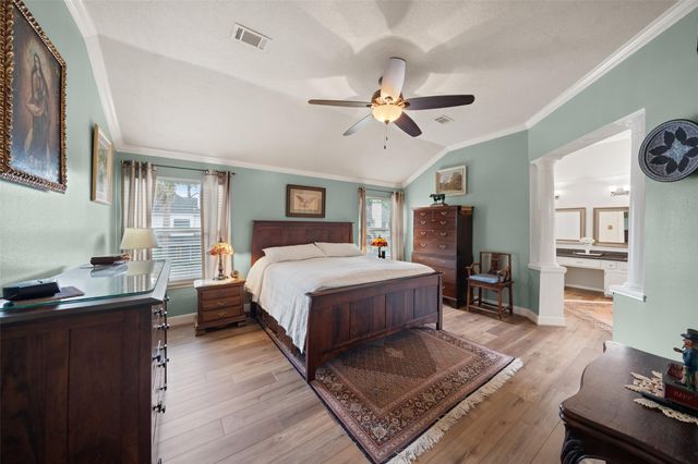 16303 Avenplace Road, Tomball, TX 77377