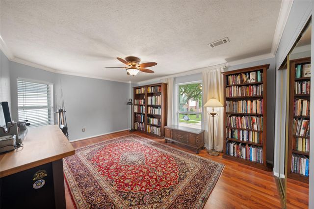 16303 Avenplace Road, Tomball, TX 77377