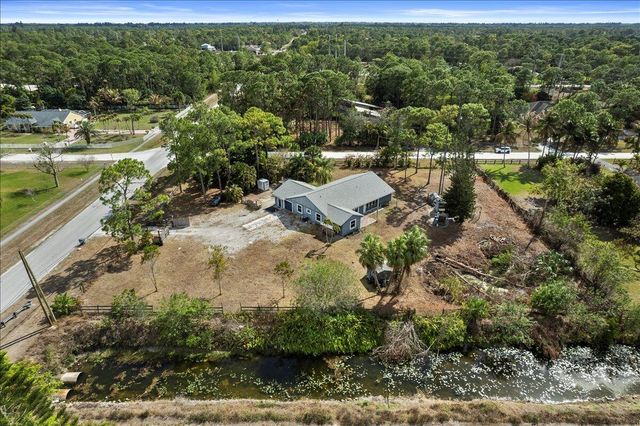 14537 N 77th Place N, Loxahatchee, FL 33470