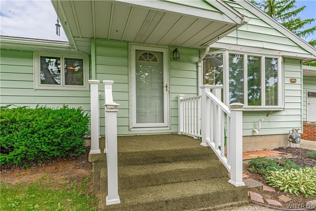 5812 Joanne Drive, Cambria, NY 14132