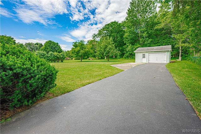 5812 Joanne Drive, Cambria, NY 14132