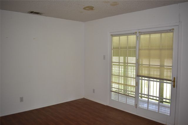 4912 Williford Road, Sachse, TX 75048