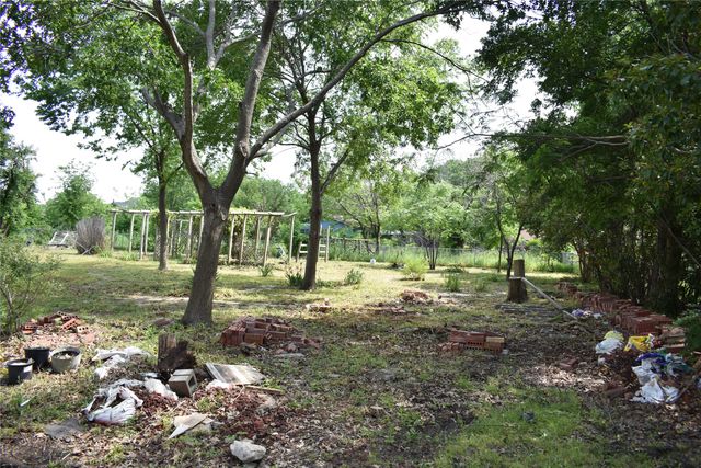 4912 Williford Road, Sachse, TX 75048