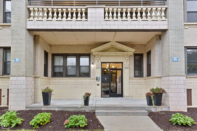 4351 S King Drive 2, Chicago, IL 60653