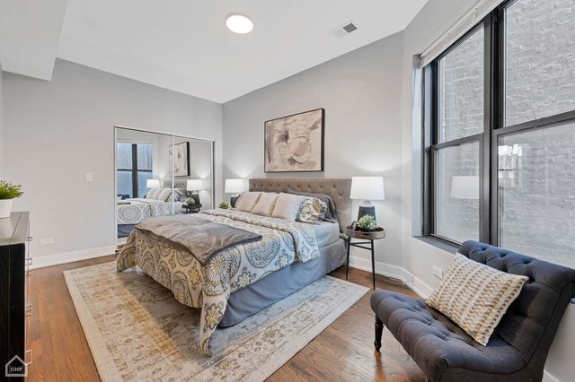 4351 S King Drive 2, Chicago, IL 60653