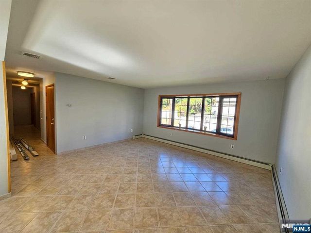 27 Whitaker Avenue 1, Woodland Park, NJ 07424