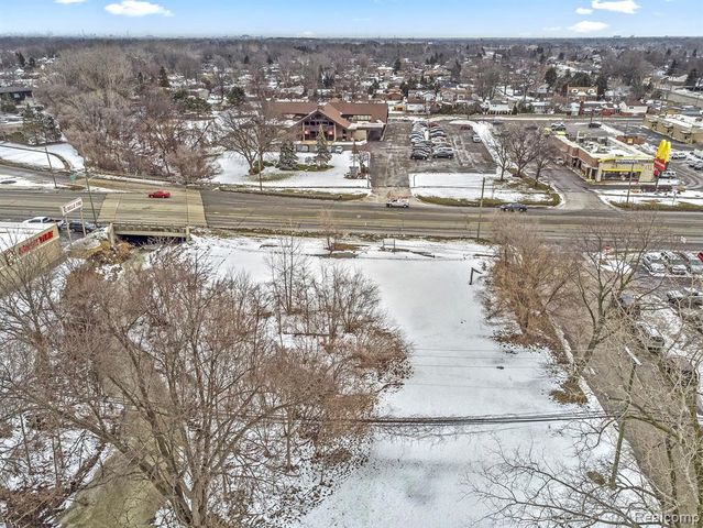 10854 Allen Road, Taylor, MI 48180