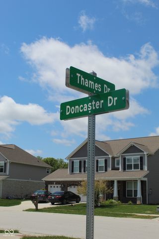 1857 Doncaster Drive, Avon, IN 46123