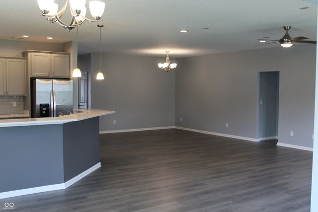 1857 Doncaster Drive, Avon, IN 46123