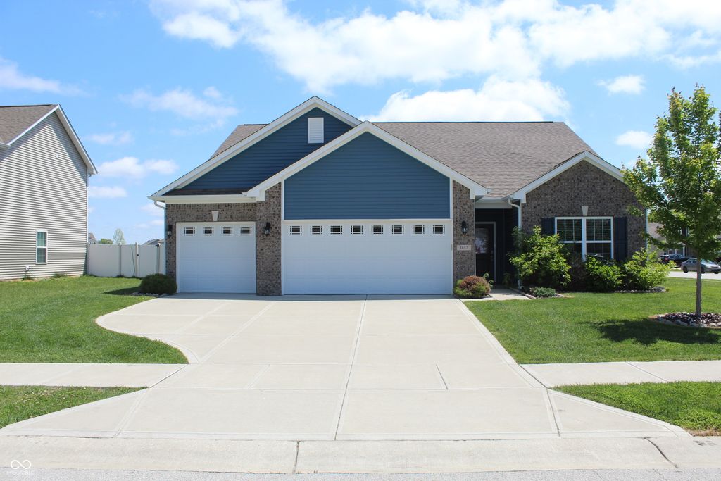 1857 Doncaster Drive, Avon, IN 46123
