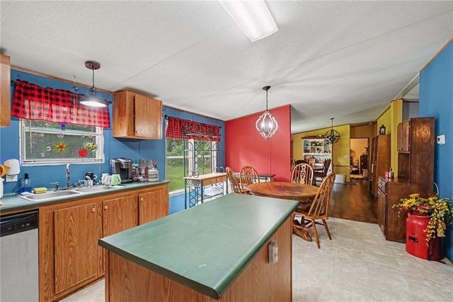 650 Bart Manous Road, Canton, GA 30115