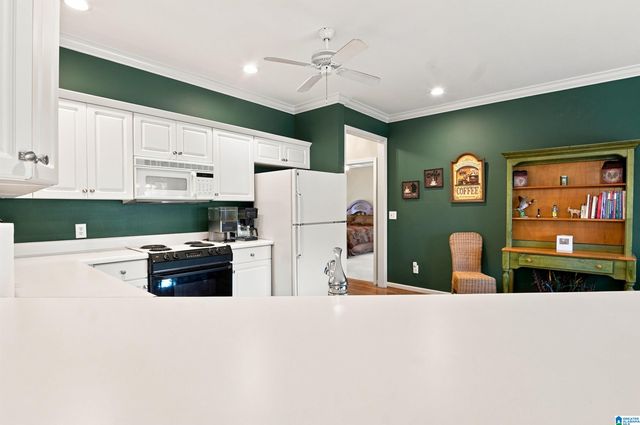 1913 VALEWOOD CIRCLE, Hoover, AL 35244