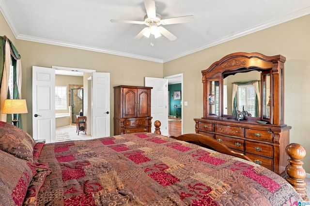1913 VALEWOOD CIRCLE, Hoover, AL 35244