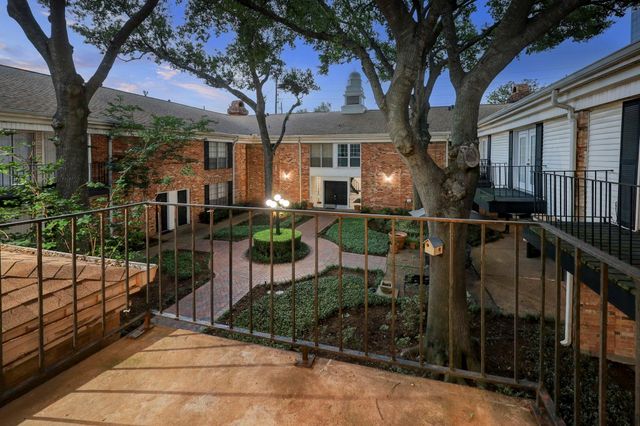 3400 Timmons Lane 58, Houston, TX 77027
