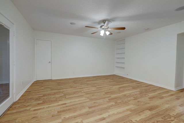 3400 Timmons Lane 58, Houston, TX 77027