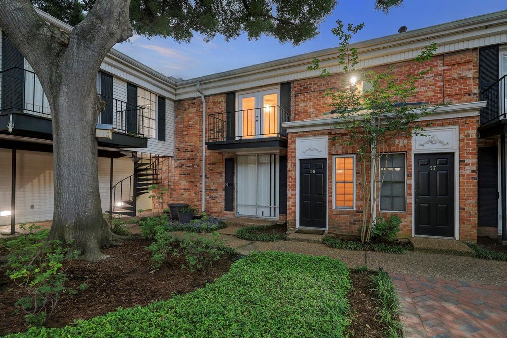3400 Timmons Lane 58, Houston, TX 77027