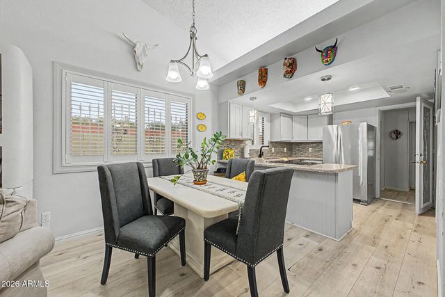542 S HIGLEY Road 66, Mesa, AZ 85206