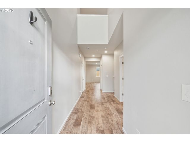 9448 N ALDER St, Camas, WA 98607