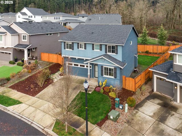 9448 N ALDER St, Camas, WA 98607