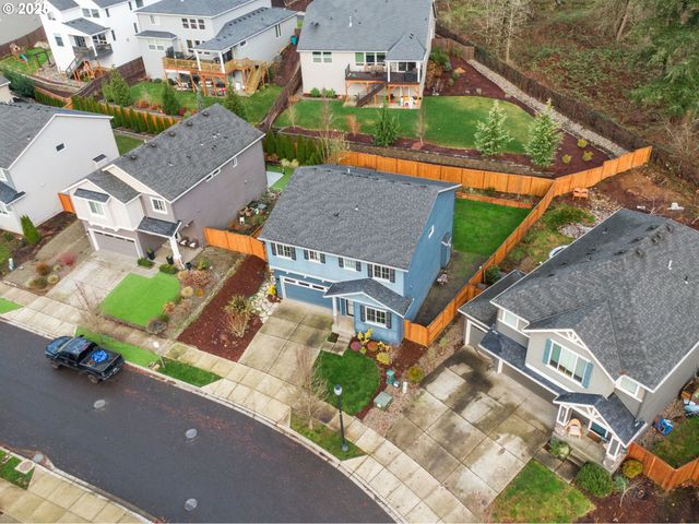 9448 N ALDER St, Camas, WA 98607