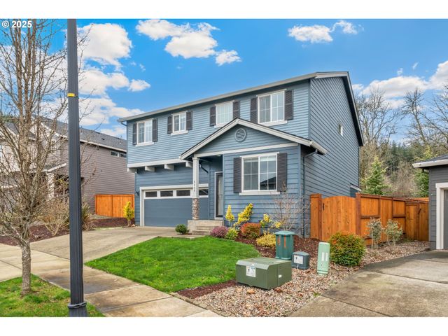 9448 N ALDER St, Camas, WA 98607