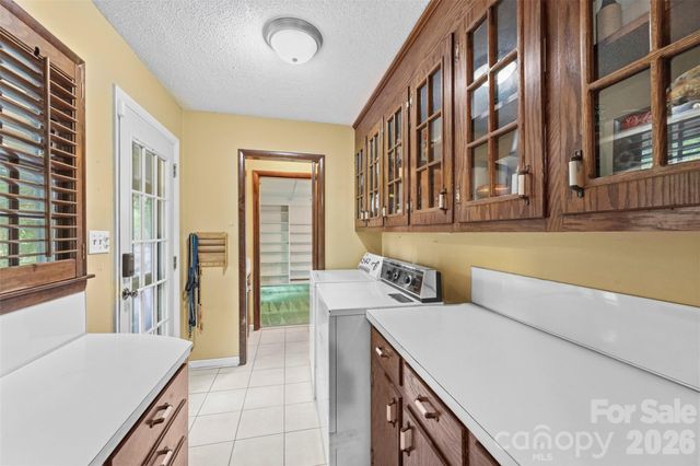 3110 Robinwood Road, Gastonia, NC 28054