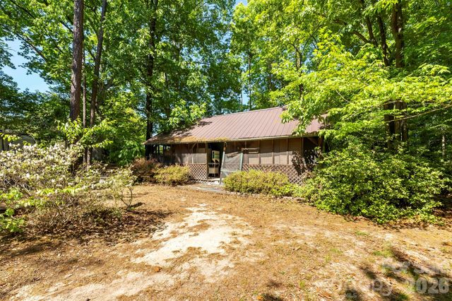 3110 Robinwood Road, Gastonia, NC 28054