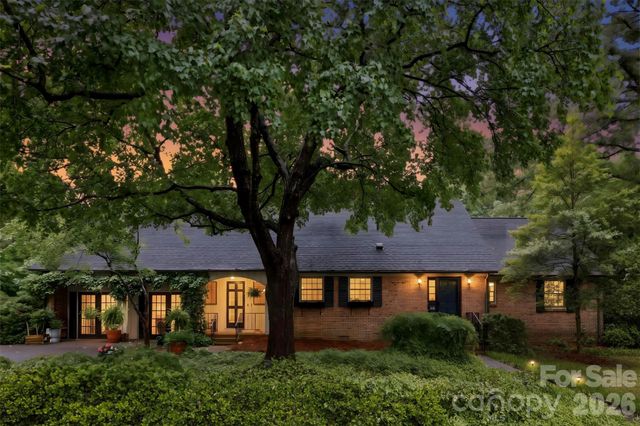 3110 Robinwood Road, Gastonia, NC 28054