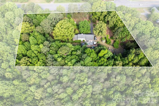 3110 Robinwood Road, Gastonia, NC 28054