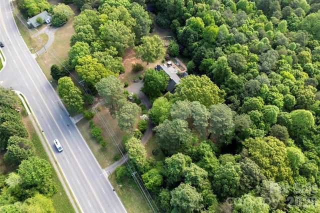 3110 Robinwood Road, Gastonia, NC 28054