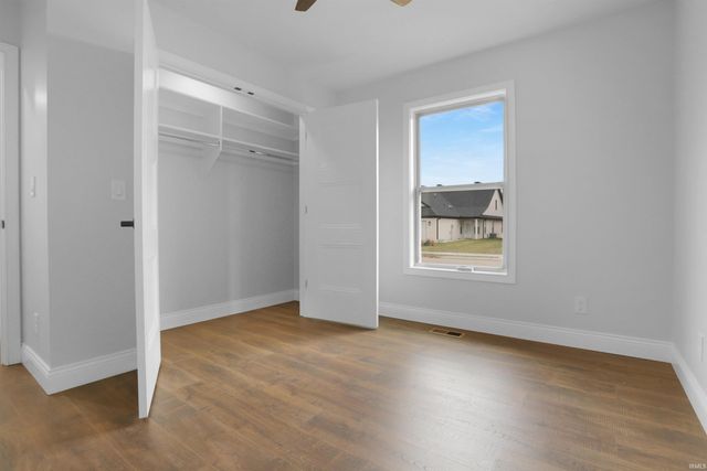 3611 Sand Drive, Newburgh, IN 47630