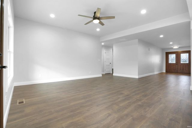 3611 Sand Drive, Newburgh, IN 47630