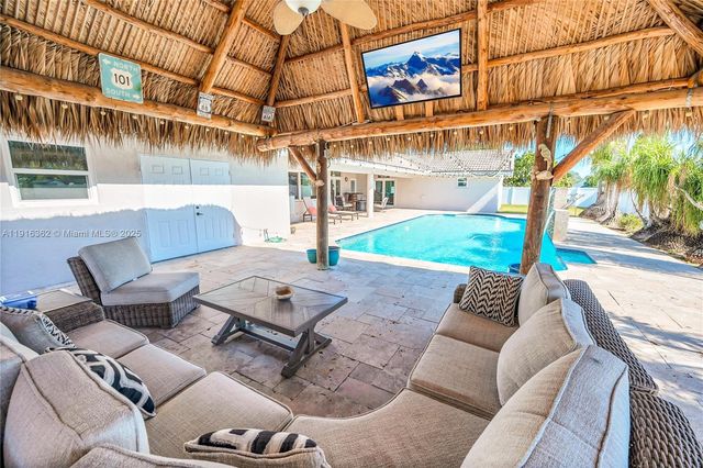 10700 SW 139th Rd, Miami, FL 33176