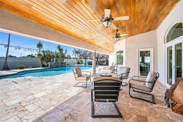 10700 SW 139th Rd, Miami, FL 33176