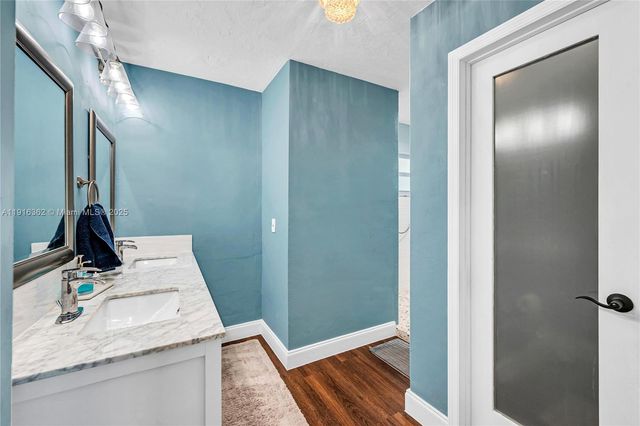 10700 SW 139th Rd, Miami, FL 33176