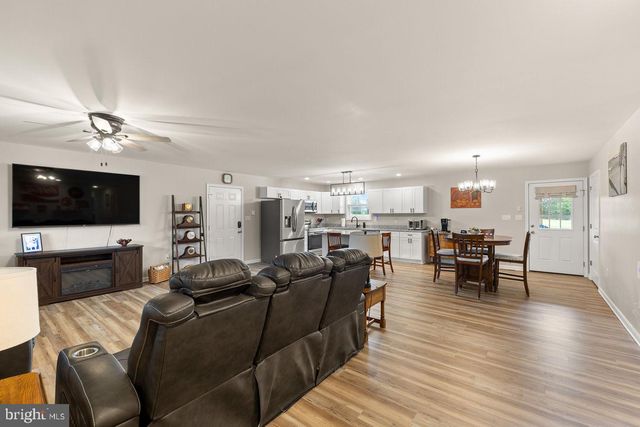 143 MEADOW DRIVE, Edinburg, VA 22824