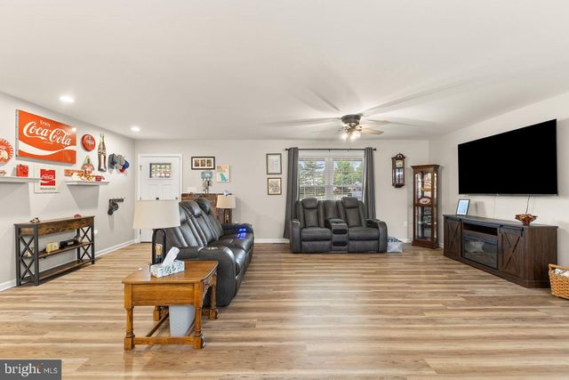 143 MEADOW DRIVE, Edinburg, VA 22824