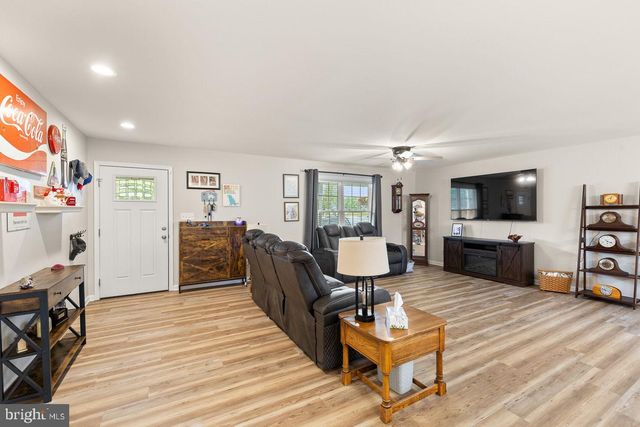 143 MEADOW DRIVE, Edinburg, VA 22824