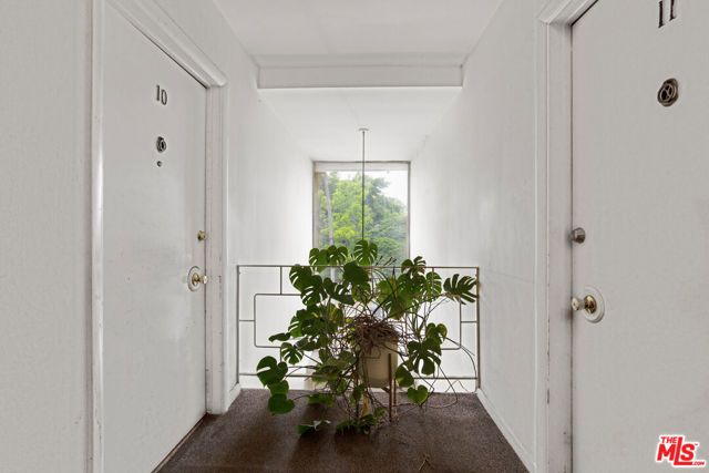 136 S Westlake Avenue, Los Angeles, CA 90057
