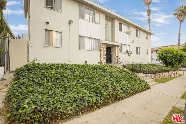 136 S Westlake Avenue, Los Angeles, CA 90057