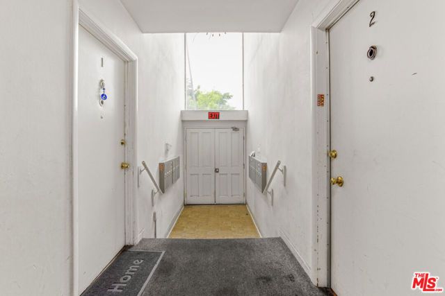 136 S Westlake Avenue, Los Angeles, CA 90057