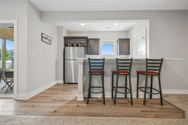 2105 Timberview Drive, Norwalk, IA 50211