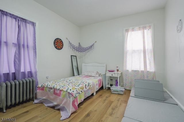 130 Elmwood Ave, East Orange City, NJ 07018