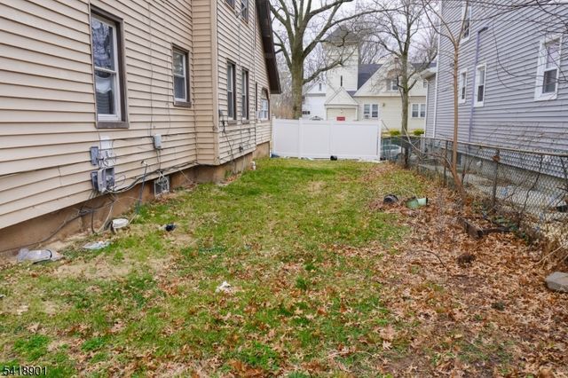 130 Elmwood Ave, East Orange City, NJ 07018