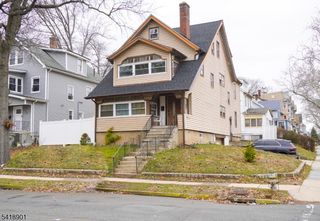 130 Elmwood Ave, East Orange City, NJ 07018