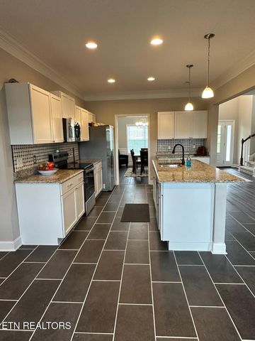8242 Equinox Lane, Powell, TN 37849