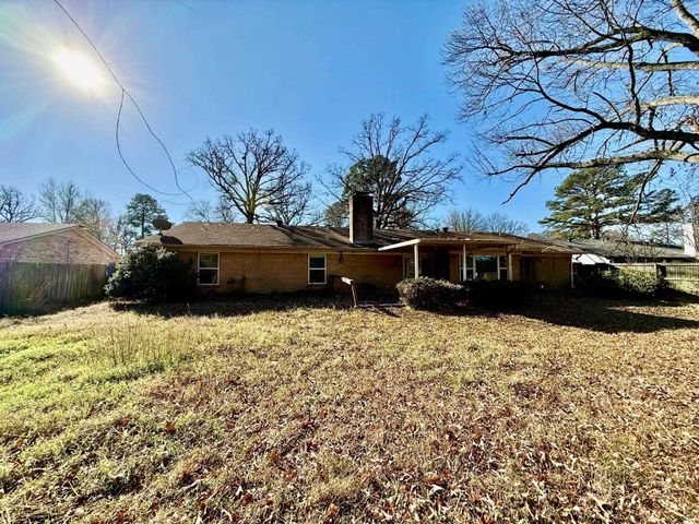 1009 Evergreen St., Longview, TX 75604