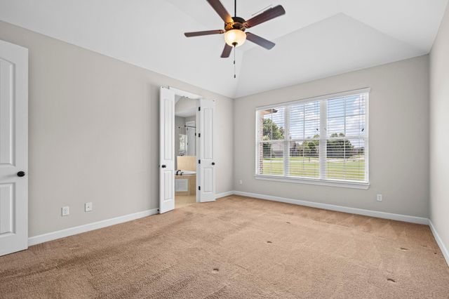 425 OAKRIDGE DR, Oakland, TN 38060